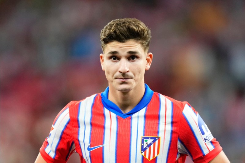 Arsenal mang Julian Alvarez trở lại Ngoại hạng Anh 1 Pháo thủ cân nhắc chiêu mộ Alvarez